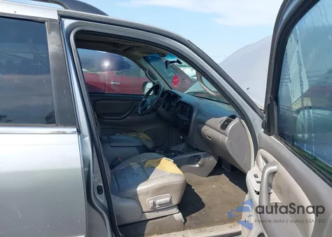 2002 Toyota Sequoia Sr5 V8 z USA, uszkodzony, nr VIN 5TDZT34A92S070079